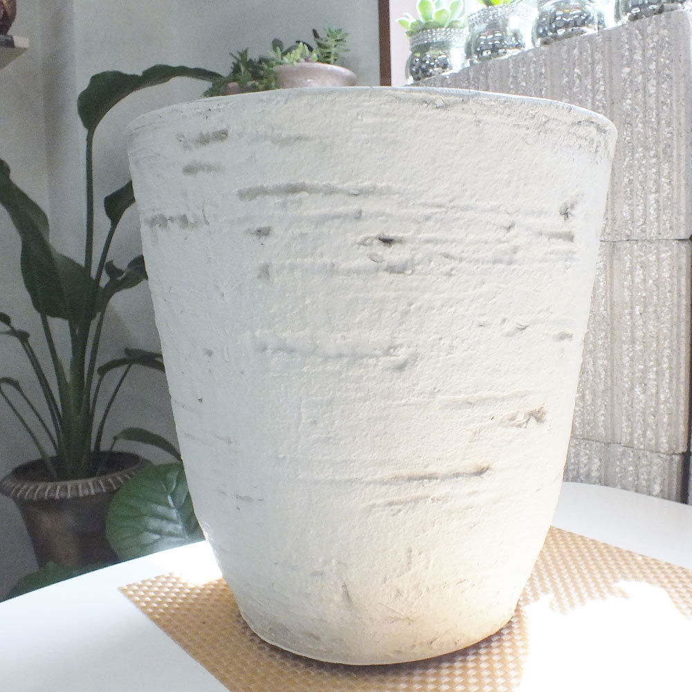 すてきな白い鉢カバー ８号 合成樹脂（ファイバー入り） 軽い素材